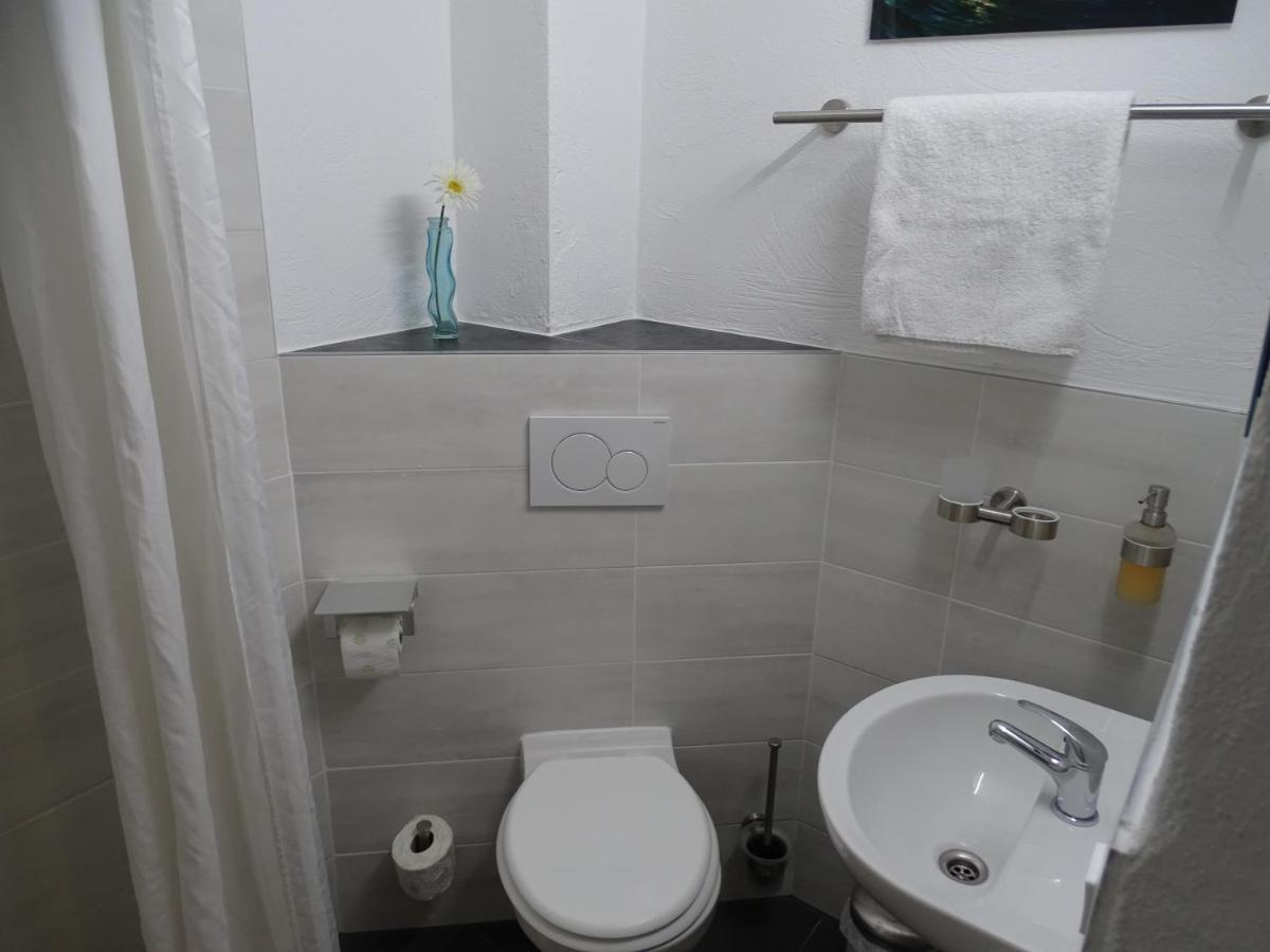 Gaestehaus Uezel Friedrichshafen Ngoại thất bức ảnh