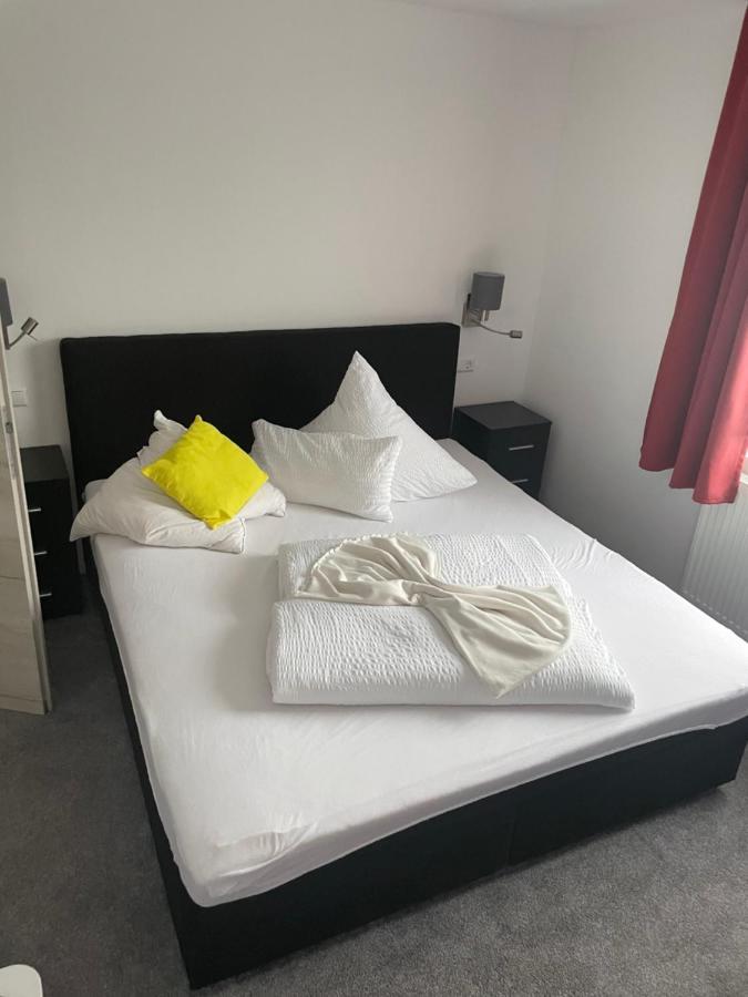 Gaestehaus Uezel Friedrichshafen Ngoại thất bức ảnh