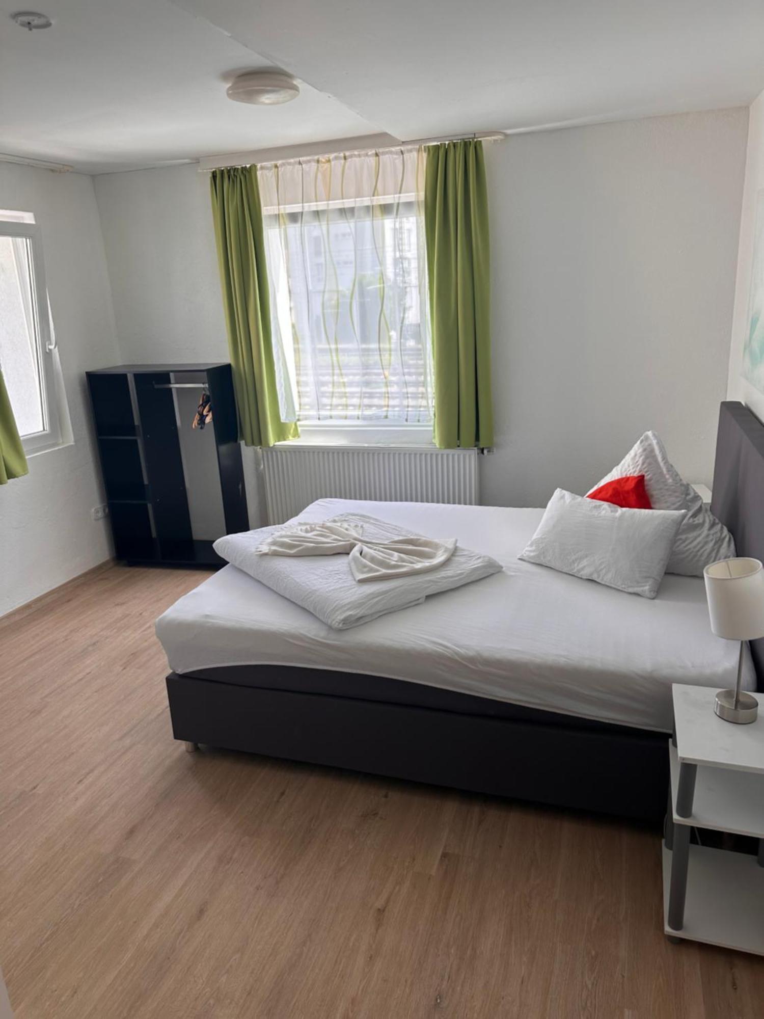 Gaestehaus Uezel Friedrichshafen Ngoại thất bức ảnh
