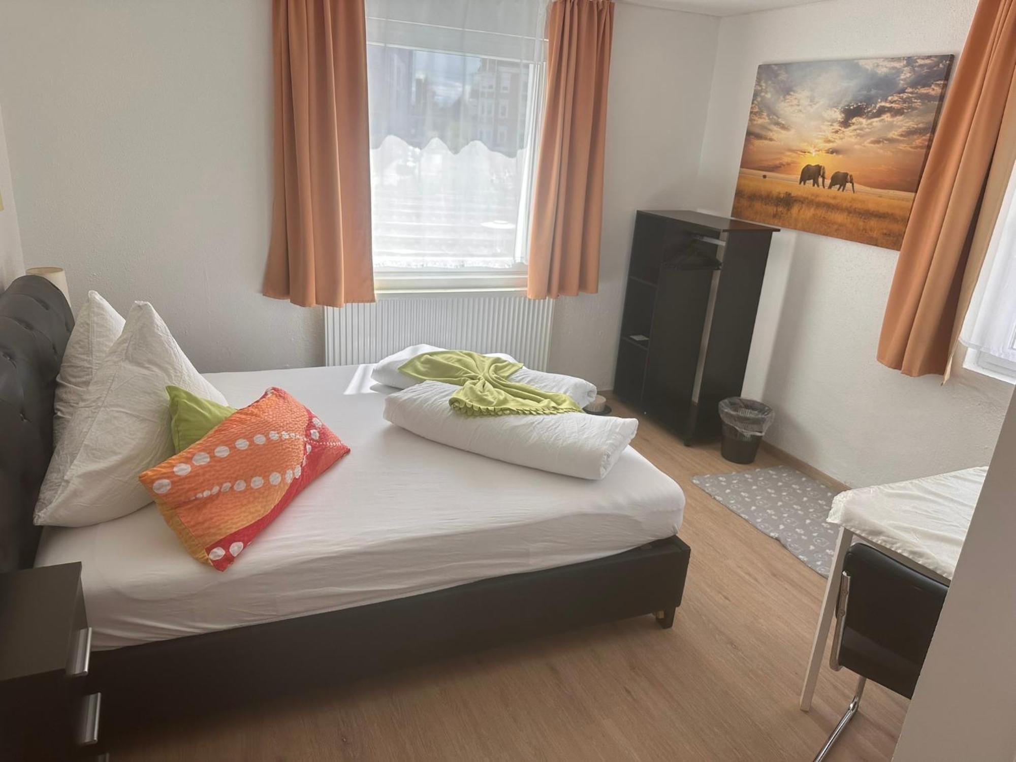 Gaestehaus Uezel Friedrichshafen Ngoại thất bức ảnh