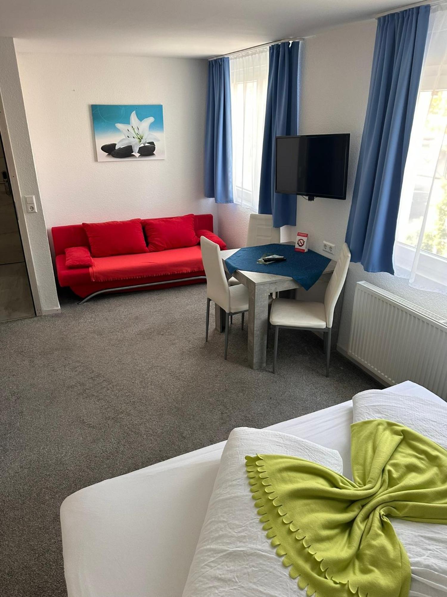 Gaestehaus Uezel Friedrichshafen Ngoại thất bức ảnh