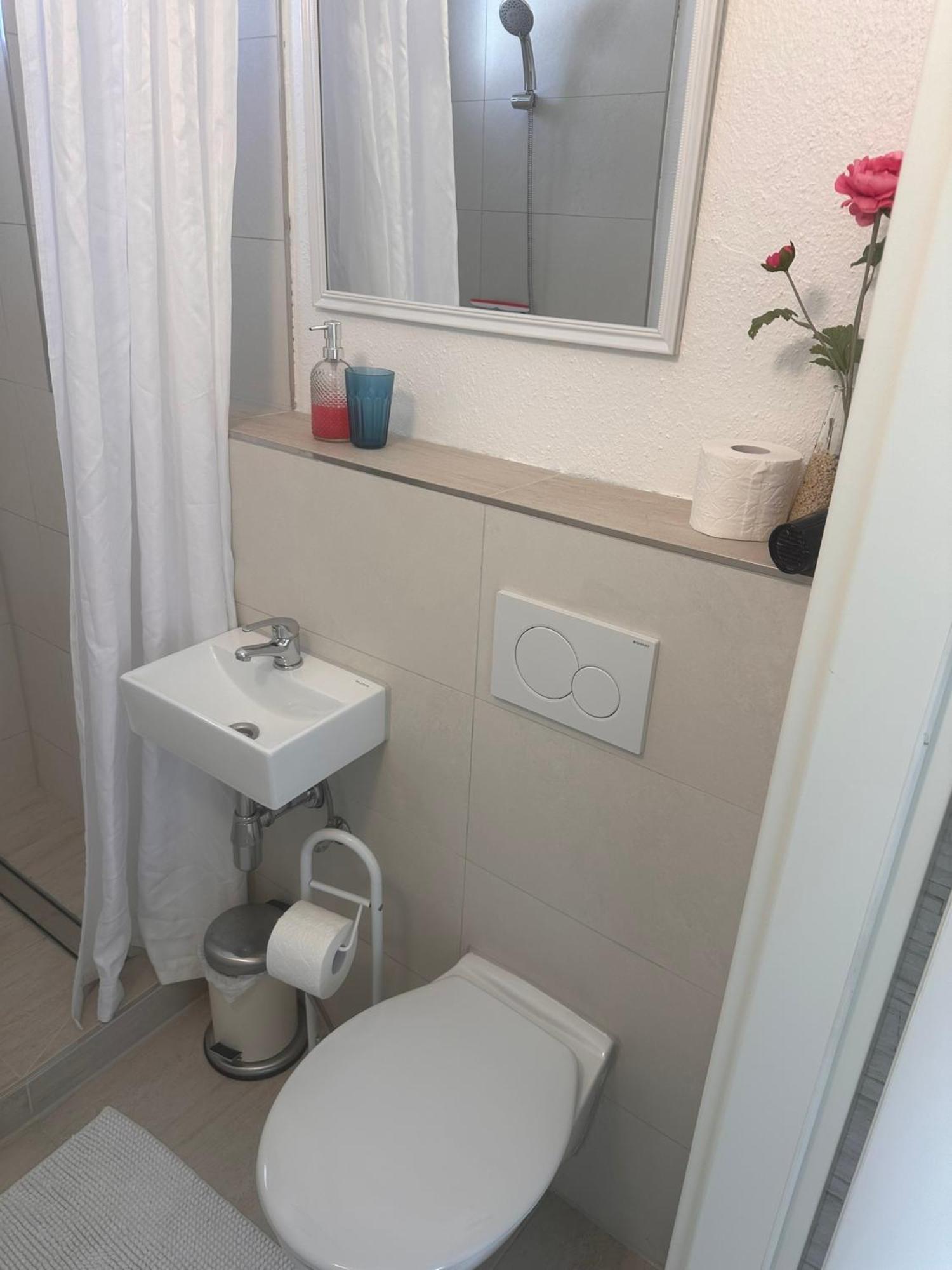Gaestehaus Uezel Friedrichshafen Ngoại thất bức ảnh