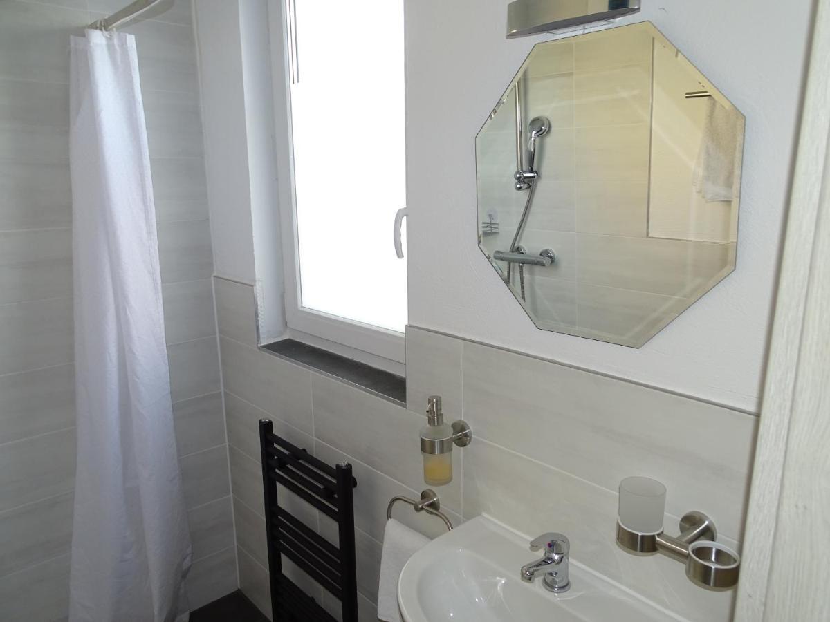 Gaestehaus Uezel Friedrichshafen Ngoại thất bức ảnh